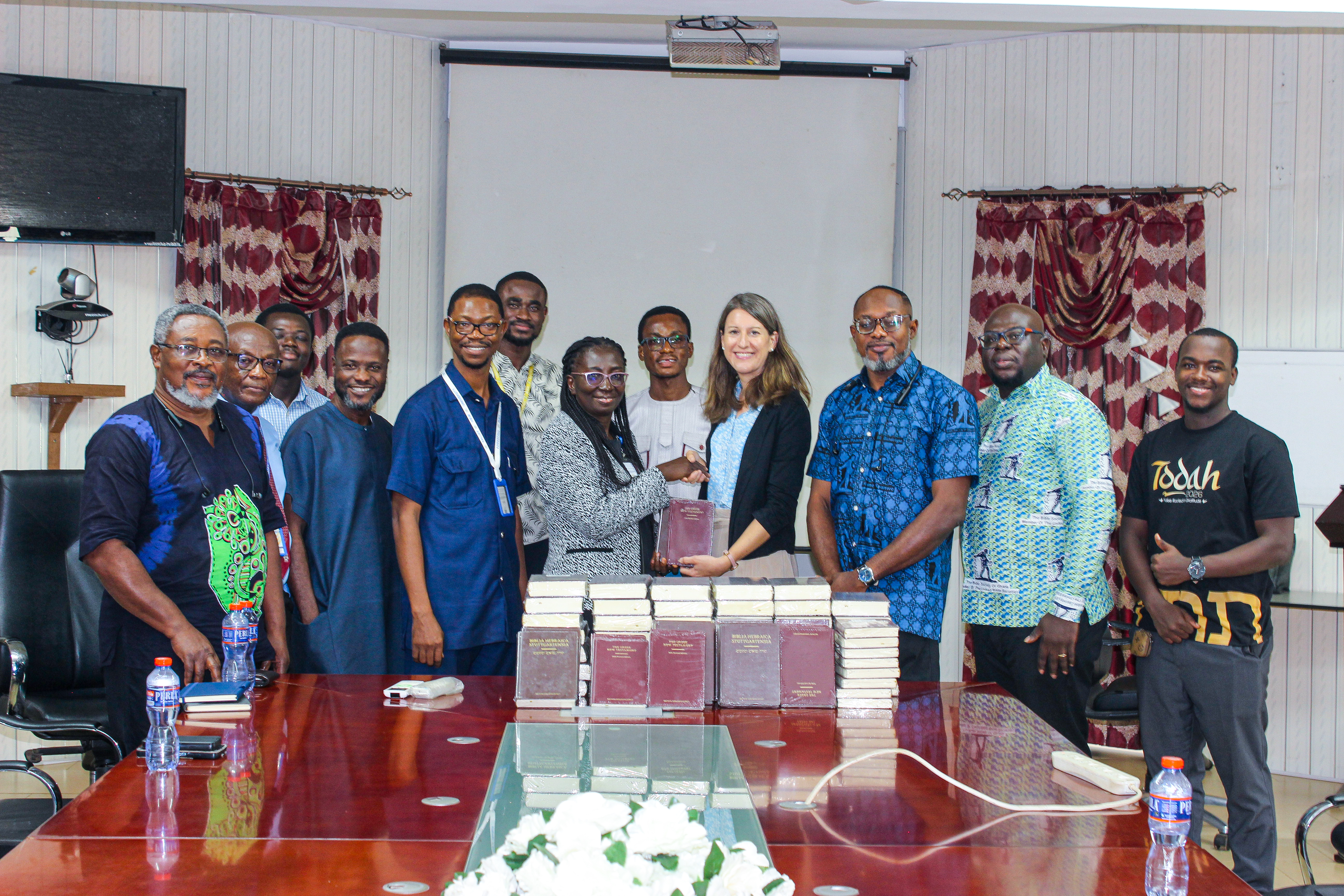 Valley View University Receives 320 Hebrew and Greek Bibles to Strengthen Theological Education